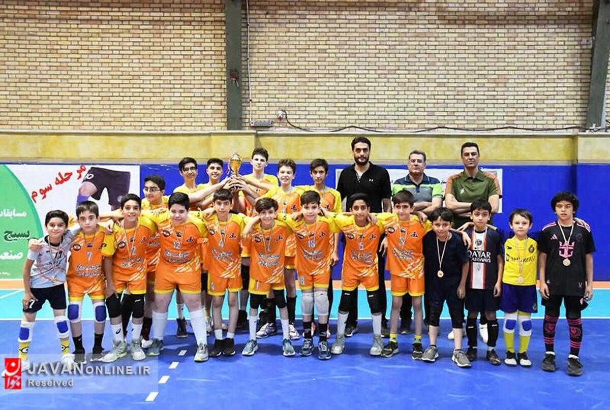 تیم والیبال نونهالان شرکت گاز، صدرنشین مسابقات شهدای خدمت