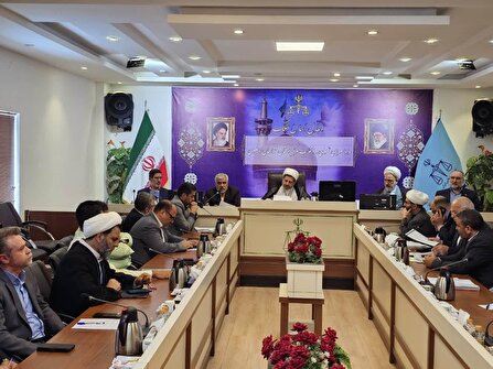 اراضی ملی، منابع طبیعی و اموال مردم باید مصون از تعرض باشند