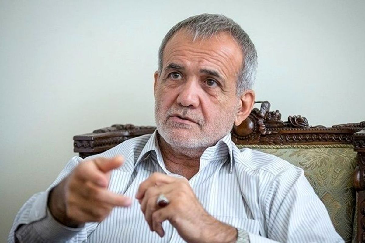 اینکه برخی فکر کنند به من دیکته می‌کنند اشتباه است