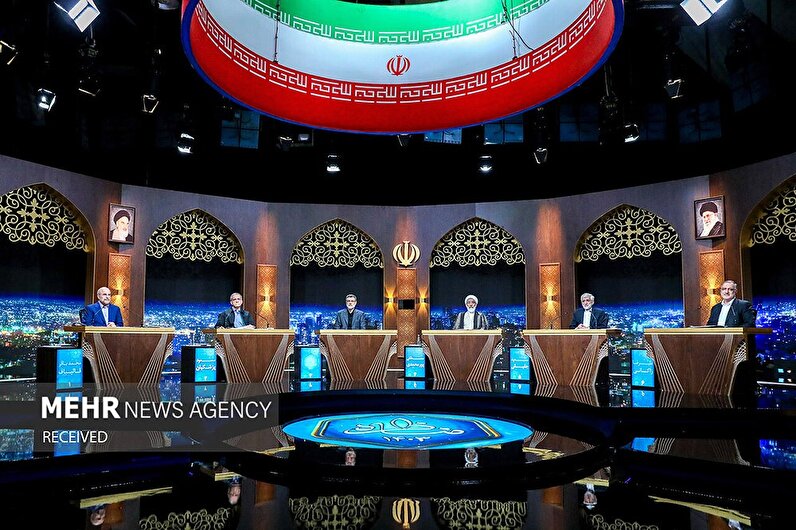 فیلم چهارمین مناظره تلویزیونی نامزد‌های چهاردهمین دوره انتخابات ریاست جمهوری