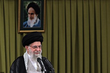 رهبر انقلاب: نامزدها اگر موفق شدند؛ از افرادی که ذرّه‌ای با انقلاب فاصله دارند استفاده نکنند