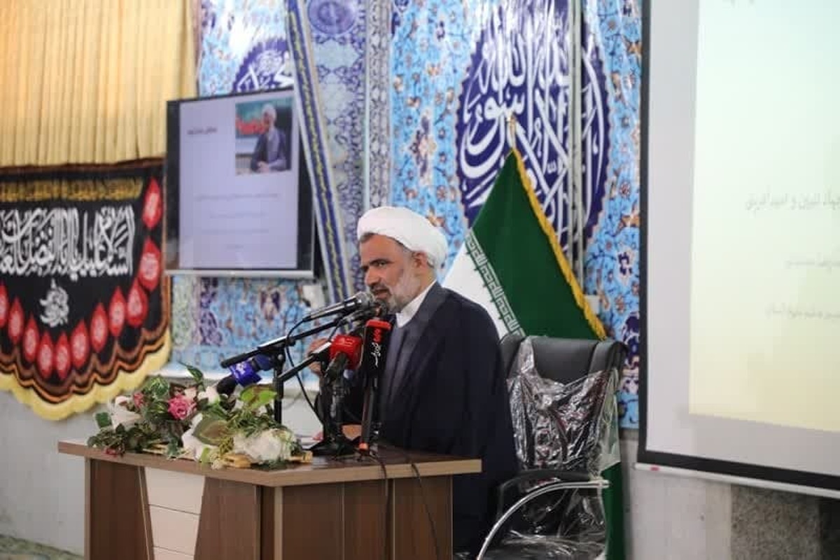 تقوای رسانه ای سرلوحه کارِ اصحاب رسانه و خبرنگاران متعهد انقلابی باشد