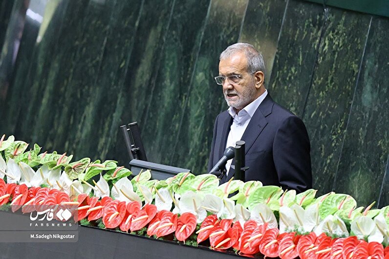 پزشکیان: از عزت و منافع ایران پاسداری می‌کنم/ به آینده امیدوارم
