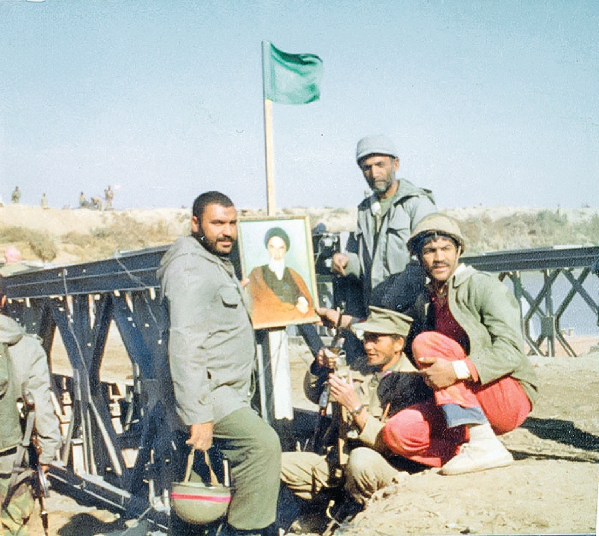 سردار بی‌سر در مزاری دفن شد که خود مهیا کرده بود