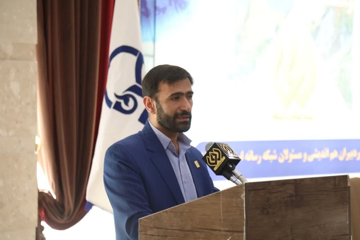 هدایت و ساماندهی اساتید مومن و انقلابی مهم ترین هدف دانشگاه فرهنگیان است