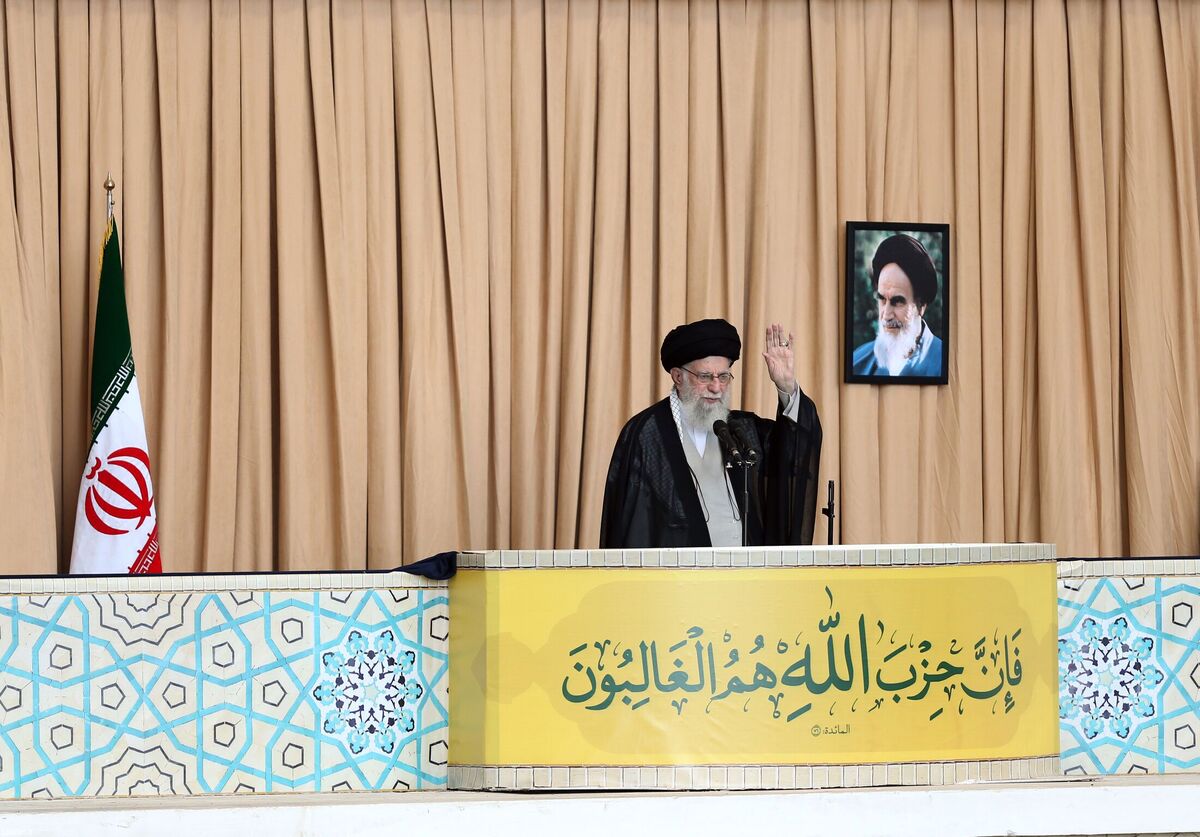 در انجام وظیفه نه تعلل می‌کنیم، نه شتابزده می‌شویم/ کار درخشان نیرو‌های مسلح ما کاملاً قانونی و مشروع بود