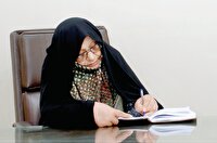 بیش از مبارزه و مسئولیت نمادی از مهر و تربیت در خانه بود