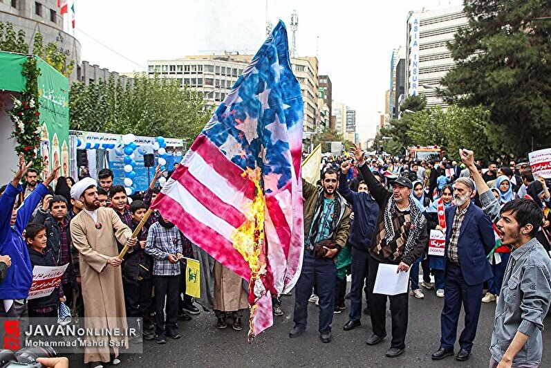 راهپیمایی ۱۳ آبان در تهران -۱