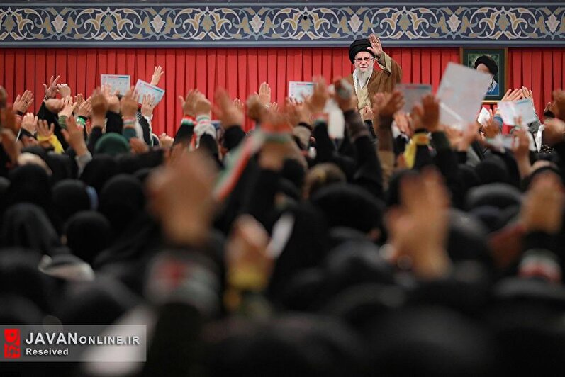 دیدار جمعی از اقشار مختلف بانوان با رهبر انقلاب