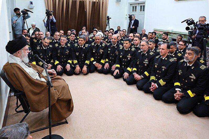 توصیه خاص رهبر انقلاب در دیدار با فرماندهان نیروی دریایی ارتش