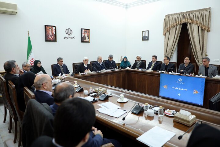 عارف: استانی کردن امور آب جزو اشتباهات بزرگی بود که باید بازنگری شود