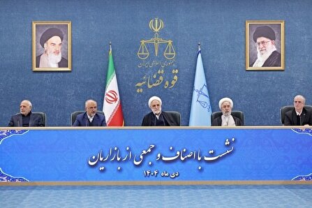 مبارزه با قاچاق و ساماندهی ته‌لنجی‌ها مطالبه بازاریان است