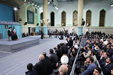 رهبر انقلاب: وضع اقتصادی وضع خوبی نیست و مسئولان دولتی باید دو برابر همیشه کار کنند