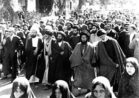 صدای افشاگری و اعتراض در مجالس دعا برای بارش باران!