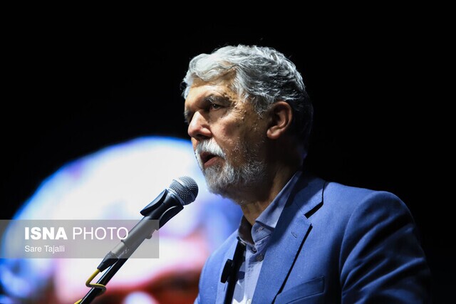 سردار سلیمانی از قله‌های ایران‌مردان است