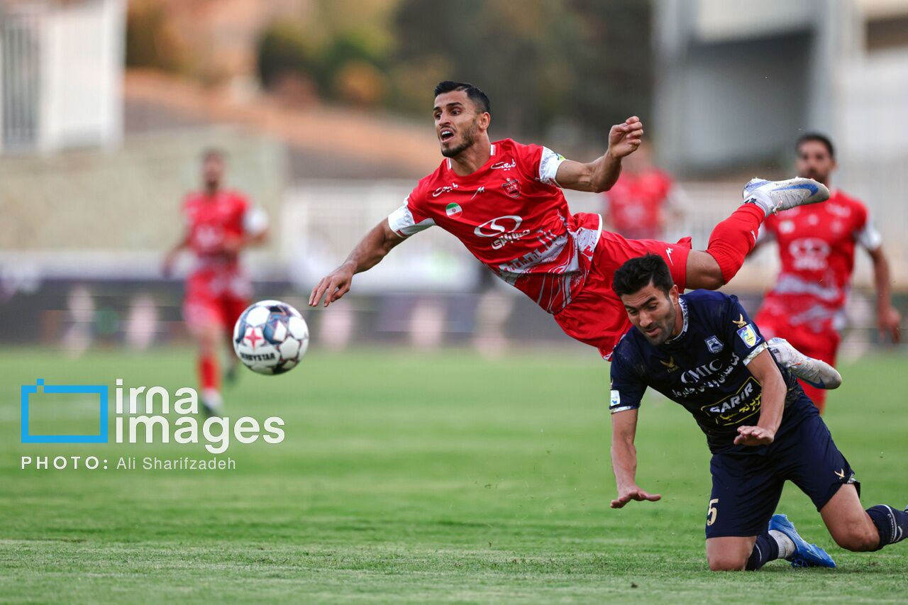 لیگ برتر فوتبال/ جدال حساس چادرملو و پرسپولیس در پاس قوامین