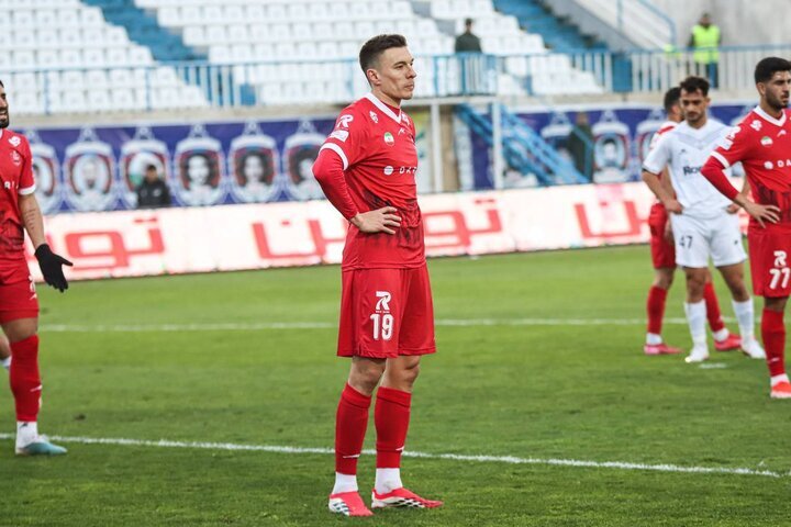 آمار ضعیف خریدهای زمستانی پرسپولیس/کسی مشکل‌گشا نیست