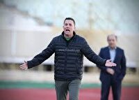 خشم اوسمار و بازیکنان پرسپولیس از مدیریت؛ ما را مقابل هواداران نگذارید!