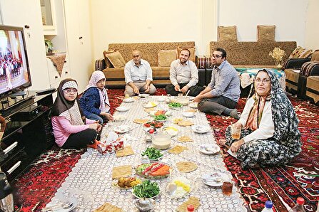 سفره رمضان زیباترین کانون تقویت محبت میان خویشاوندان است