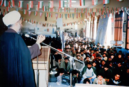 مسجدی کوچک در کنار خانه «باب» که کانون اندیشه‌های انقلابی شد!