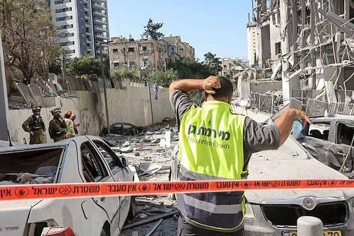 اصابت مستقیم موشک های ایران به چندین نقطه در اسرائیل