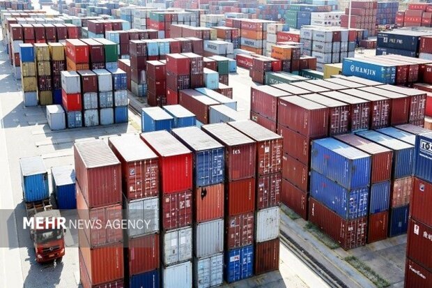 گمرک ایران: آمادگی کامل برای ترخیص شبانه‌روزی کالاهای اساسی وجود دارد