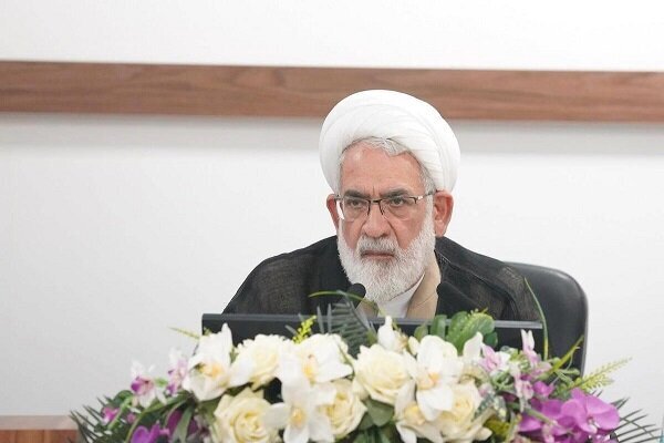 منتظری: انتخاب آیت الله مجتبی خامنه ای عنایتی دیگر از الطاف الهی است