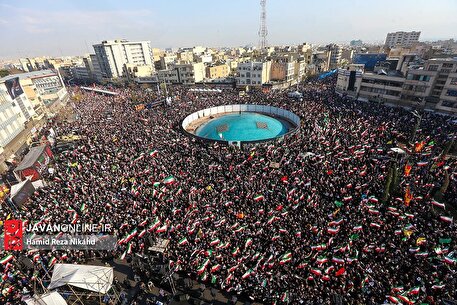 اجتماع مردمی بیعت با آیت‌الله سید مجتبی خامنه‌ای سومین رهبر معظم انقلاب اسلامی - تهران