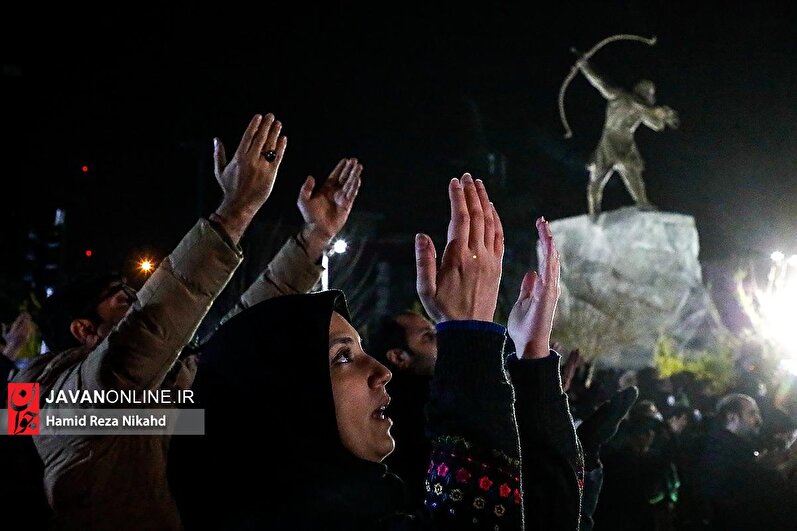 احیای شب نوزدهم ماه مبارک رمضان در میدان ونک