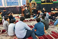 وارسته پرهیزکار در عرصه مجاهدت و خدمت