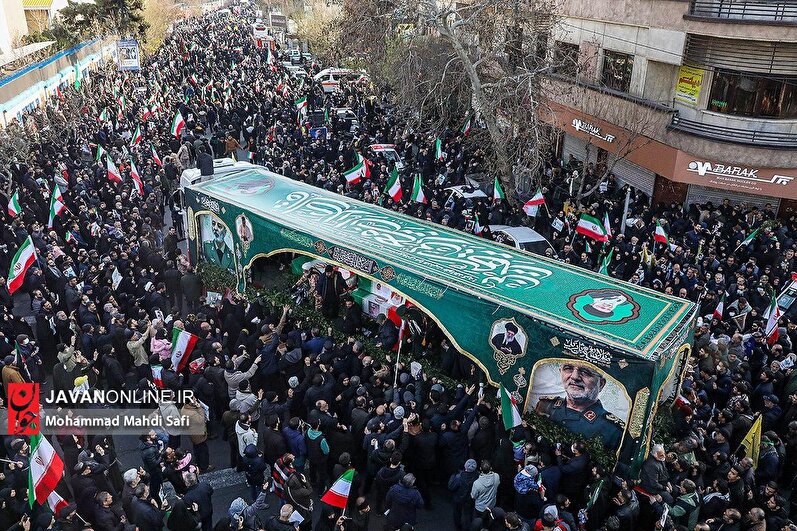 تشییع شهدای جنگ رمضان - ۲