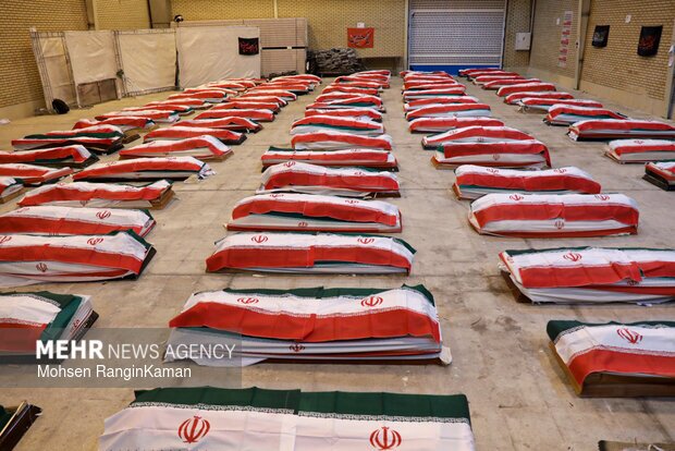 جزییات برگزاری مراسم وداع با پیکر ۸۴ شهید ناوشکن «دنا»