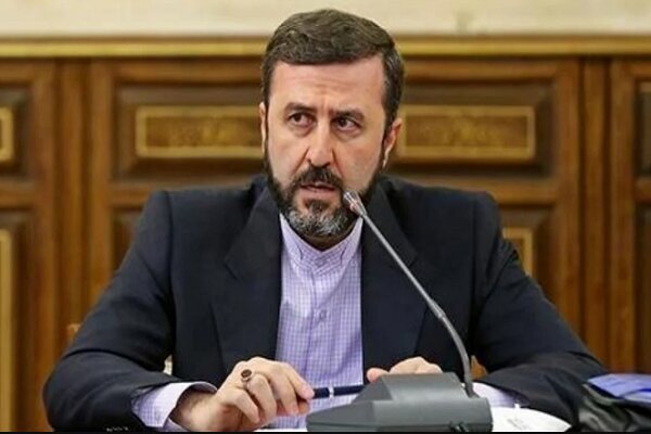 غریب‌آبادی: ایرانیان در مقابل هر توطئه‌ای، مقتدرانه می‌ایستند