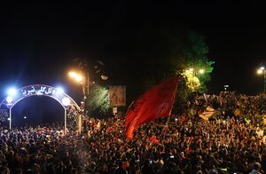 خیابان‌های تبریز در تسخیر هواداران تراکتور