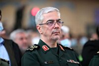 سرلشکر باقری: تجهیزات وزارت دفاع متناسب با نبرد‌های روز دنیاست