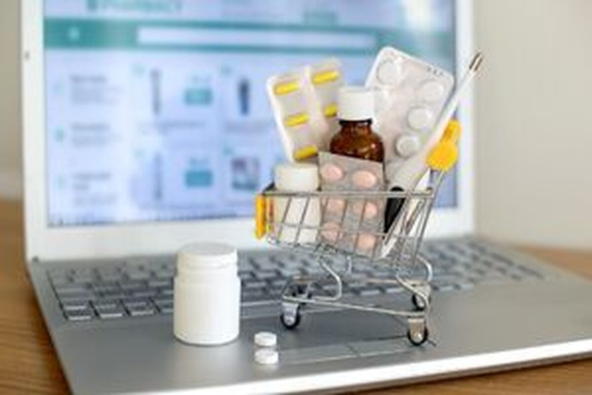 فروش دارو در فضای مجازی جرم است