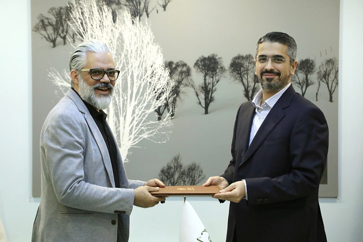 محمدرضا تشکری معاون امور بین‌الملل و توسعه بازار‌های بنیاد فارابی شد