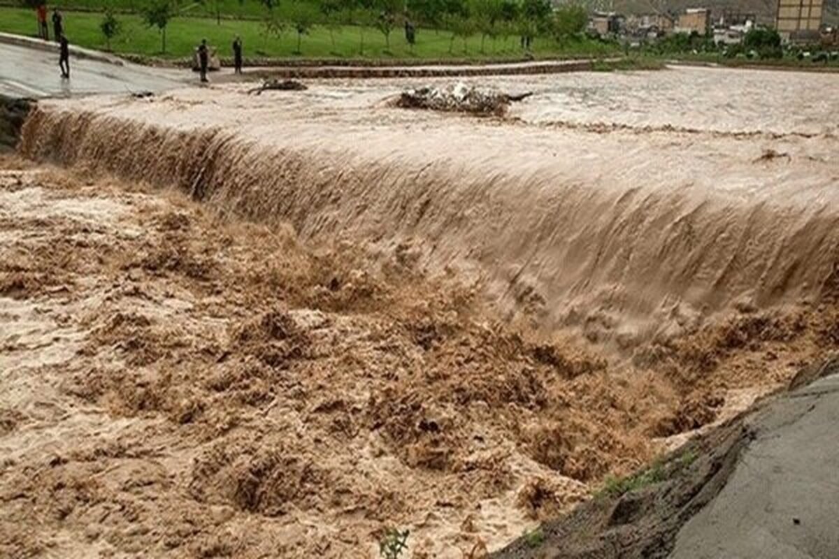 هشدار وقوع سیلاب طی ساعات آینده در شمال‌غرب کشور؛ آماده باش امدادگران
