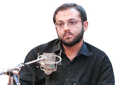 اگر می‌خواهیم حافظ زبان خود باشیم باید ادبیات آن را حفظ و ترویج کنیم