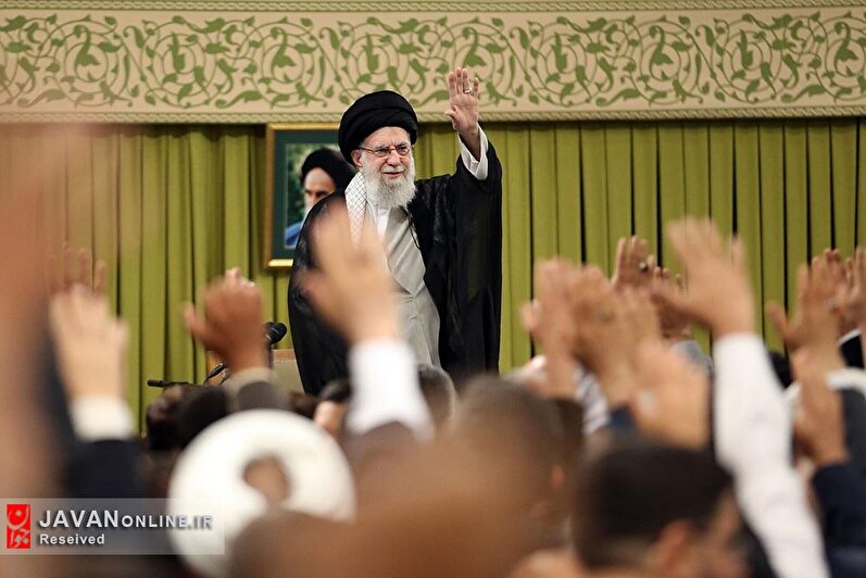 دیدار جمعی از معلمان با رهبر معظم انقلاب