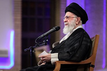 رهبر انقلاب: شهید رئیسی در اولین مصاحبه با صراحت گفت با آمریکا مذاکره مستقیم نمی‌کنیم