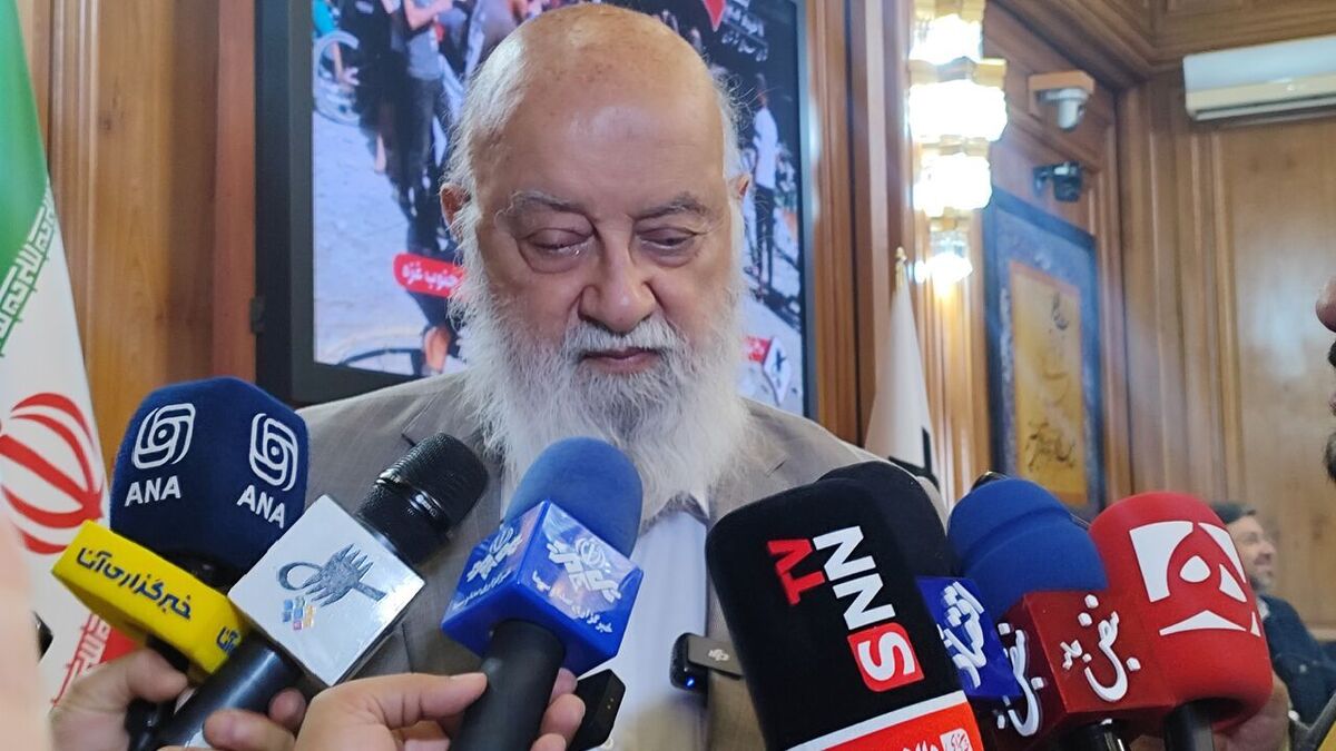 چمران: ۵۰۰ دستگاه اتوبوس جدید بزودی وارد تهران می‌شود