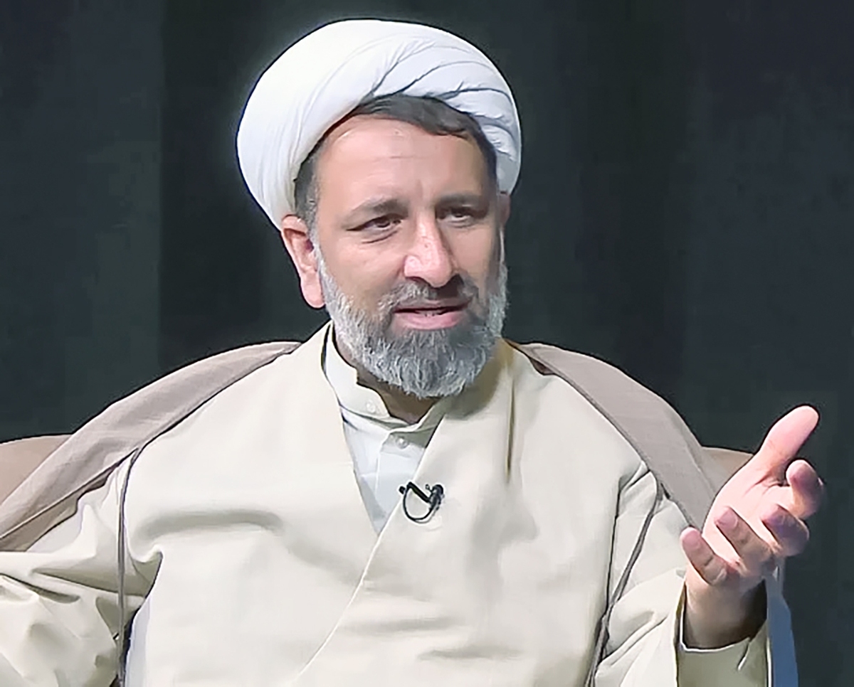 حوزه‌های علمیه در نسبت با نظام اسلامی فقط یک همسایه خوب هستند!