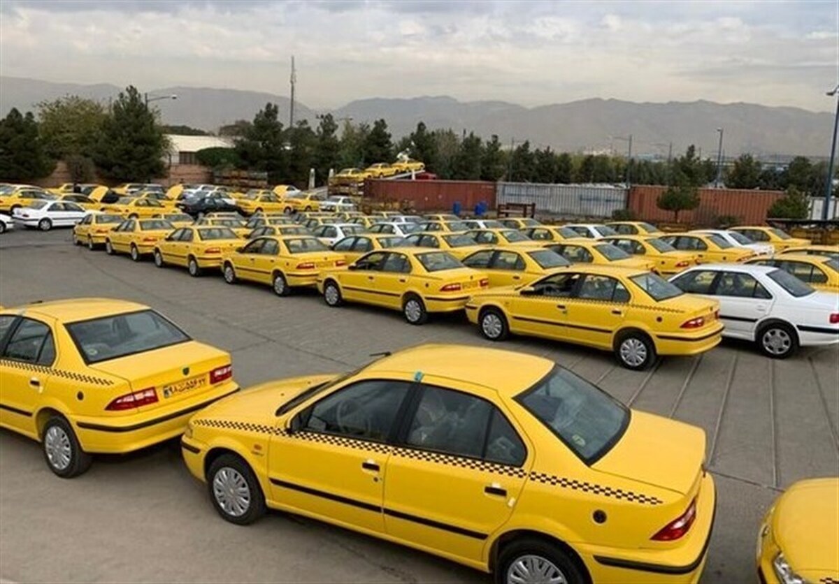 سرویس رسانی رایگان تاکسیرانی در مراسم دعای عرفه مصلی تهران