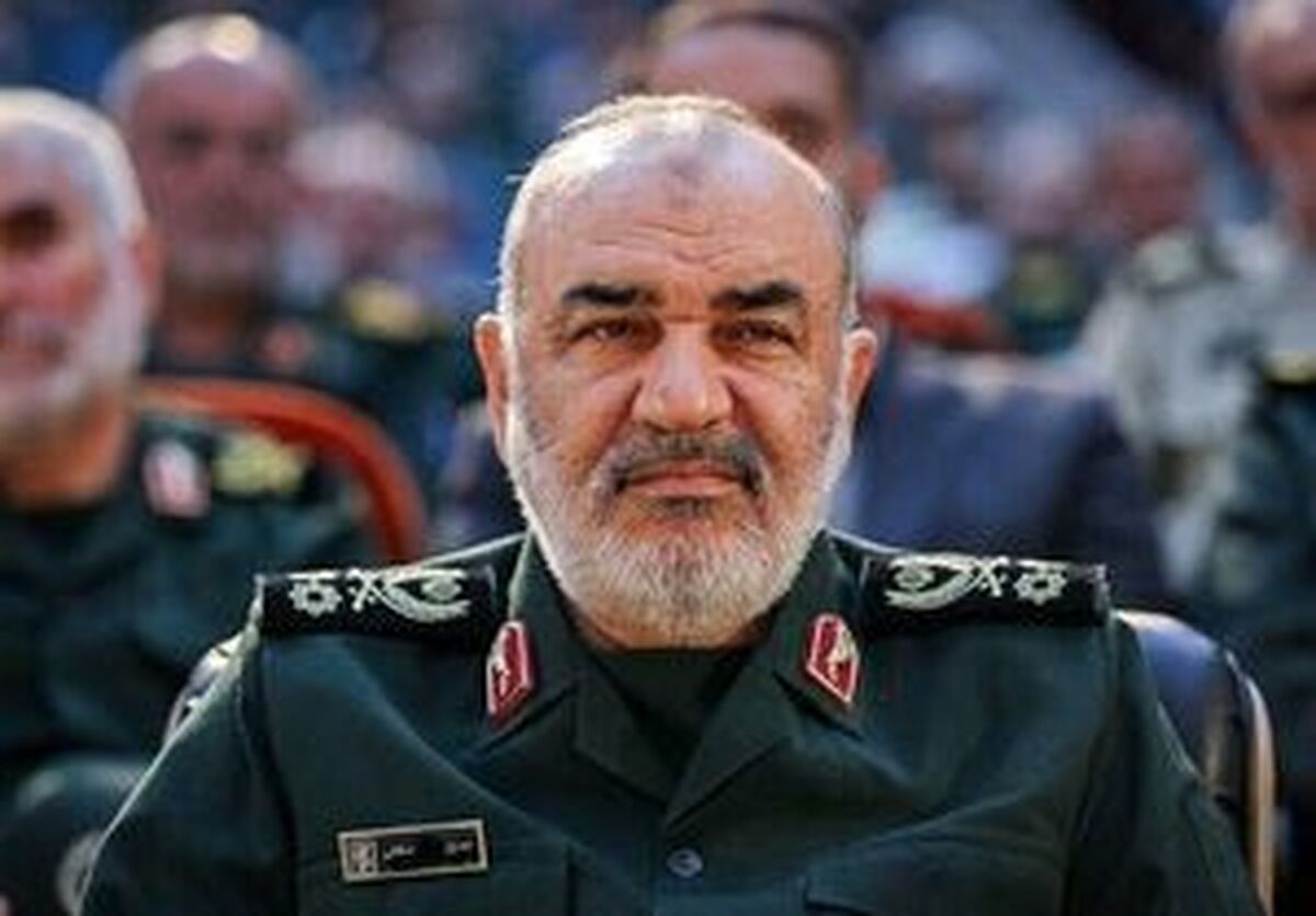 سردار سلامی درگذشت مادر صادق آهنگران را تسلیت گفت