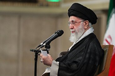رهبر انقلاب: بنظر من هرچه ممکن است در لوایح اقتصادی دستکاری کمتری صورت گیرد