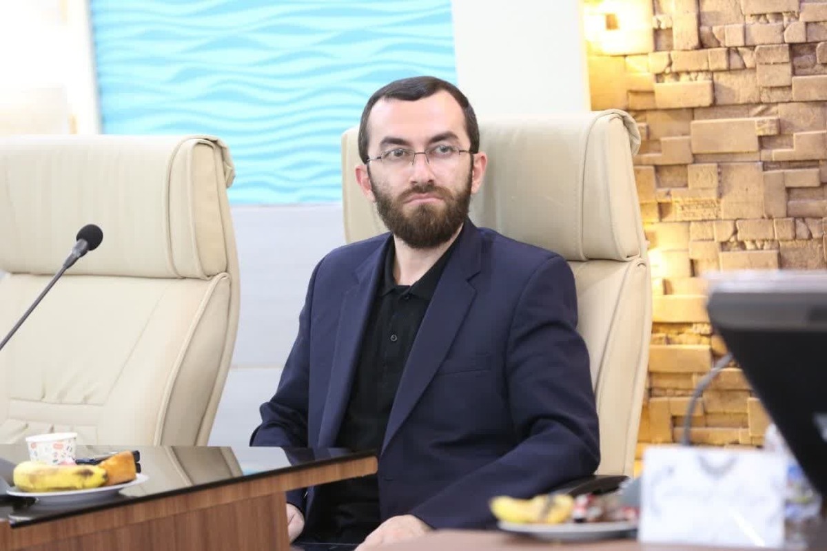 رسانه ها مسئولیت انتقال میراث اجتماعی از نسلی به نسل دیگر را برعهده دارند