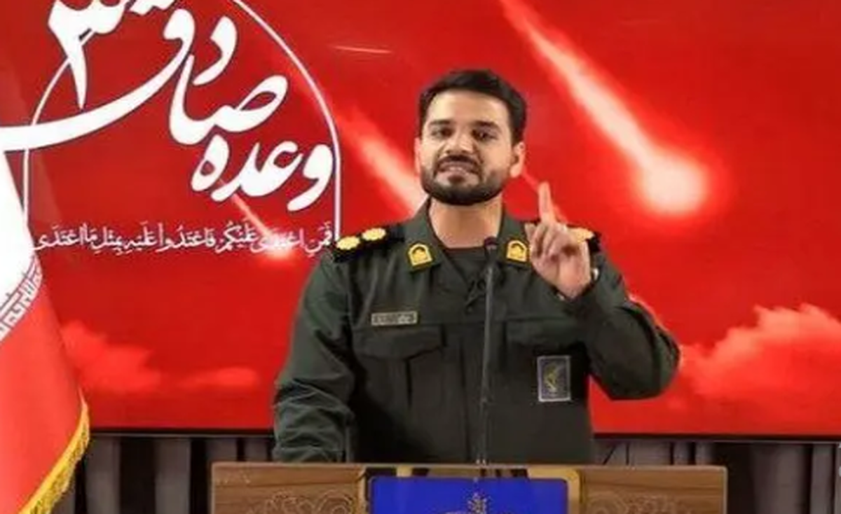 سرهنگ ایمان تاجیک سخنگوی عملیات وعده صادق ۳ شد