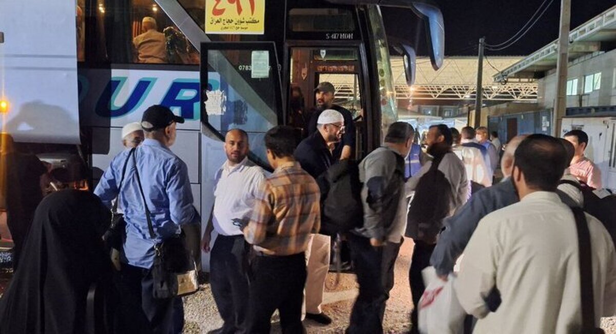 ورود حجاج ایرانی از مرز مهران به کشور