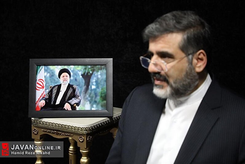 گفت‌و‌گوی جوان با محمدمهدی اسماعیلی، وزیر فرهنگ و ارشاد دولت شهید رئیسی